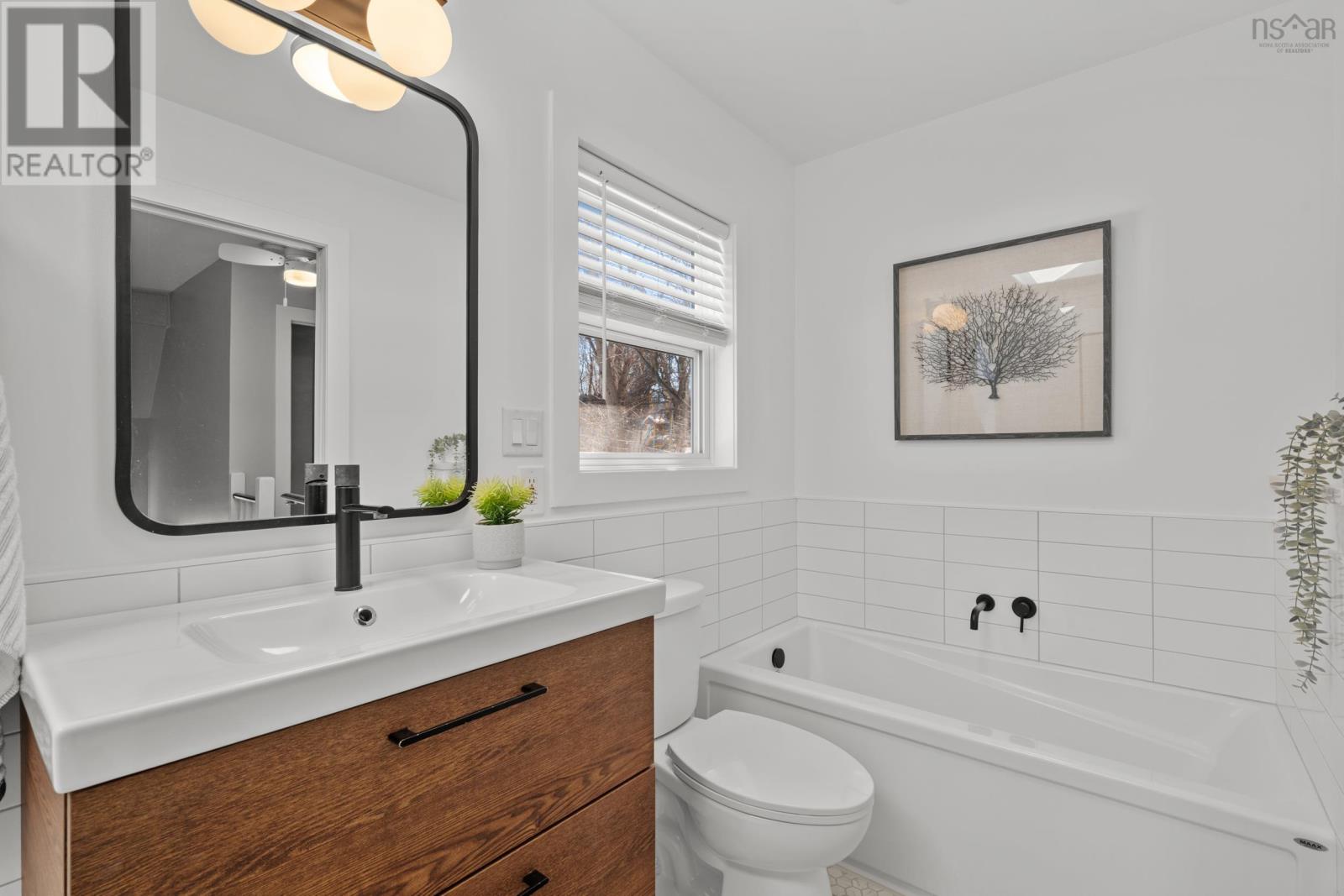 Property 30 of 49 of 18 Forest Hill Drive