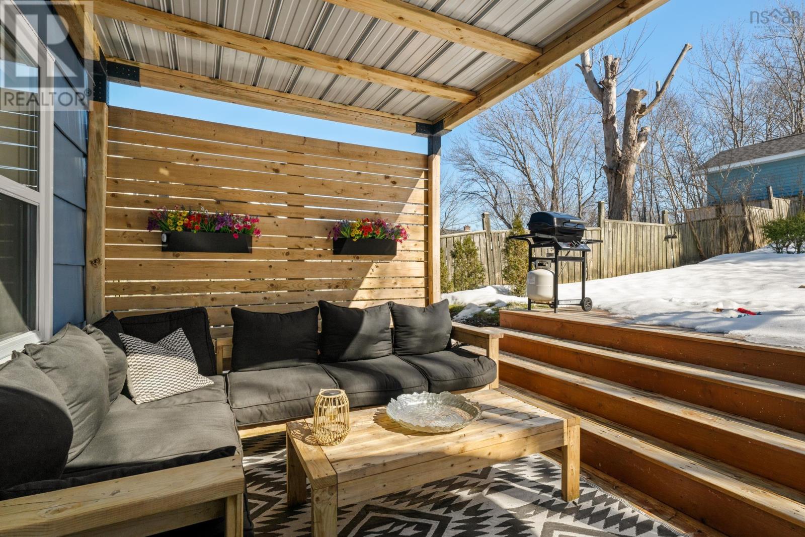 Property 44 of 49 of 18 Forest Hill Drive