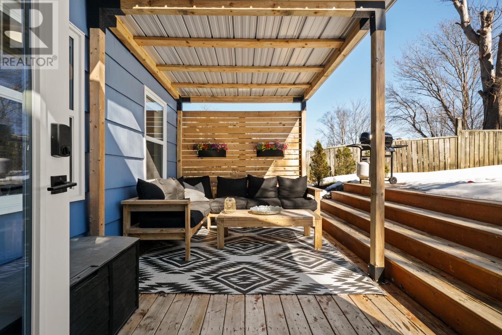 Property 5 of 49 of 18 Forest Hill Drive