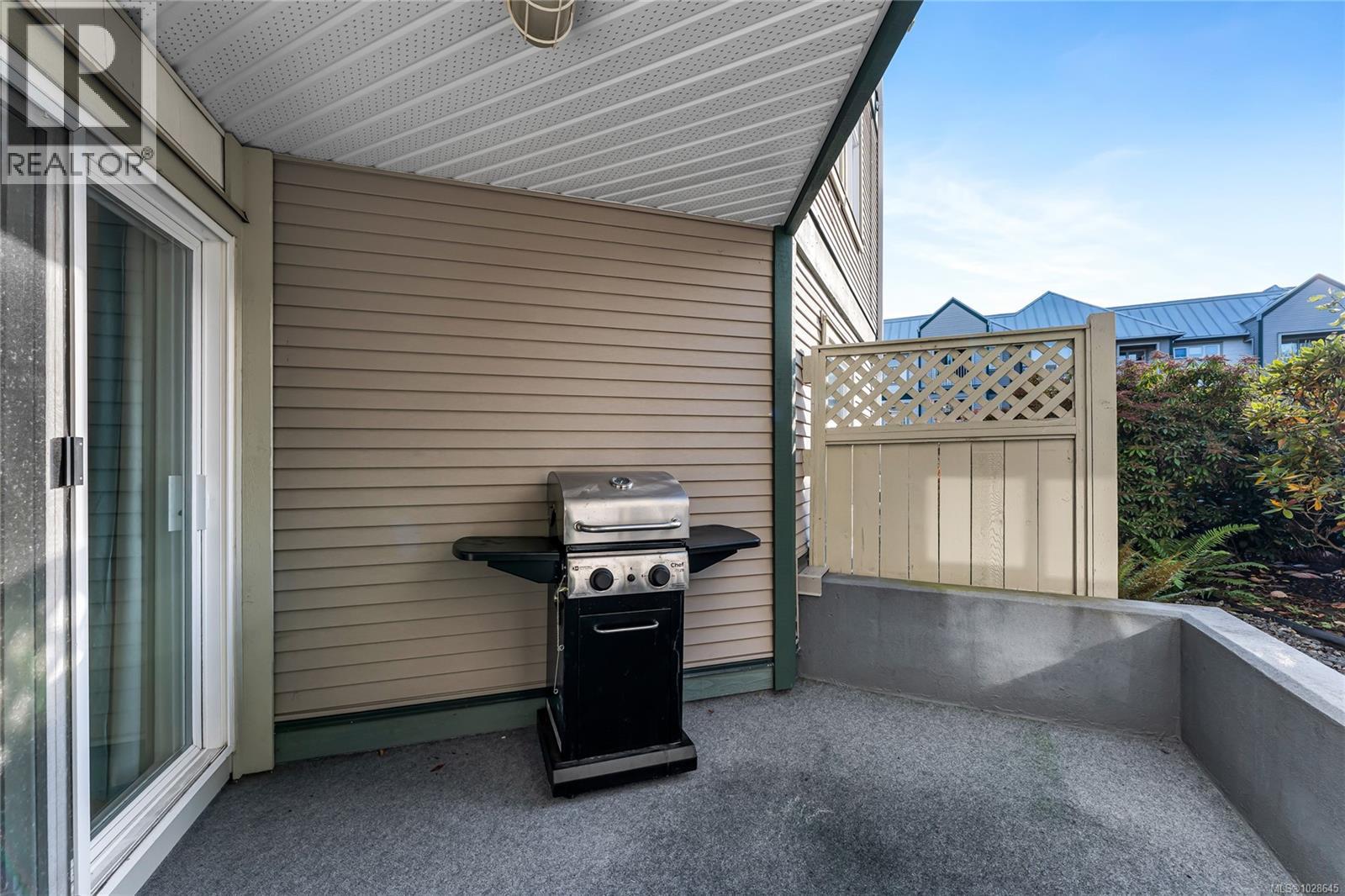 #111 3010 WASHINGTON AVE - 22