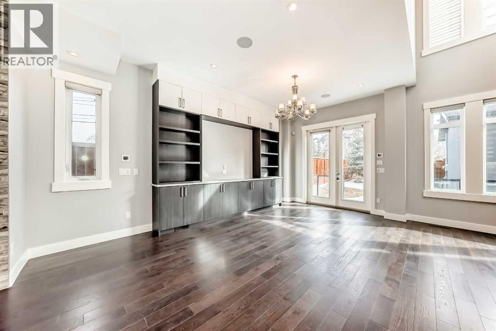 Single Family House for Sale in   Street NW Parkdale Calgary 