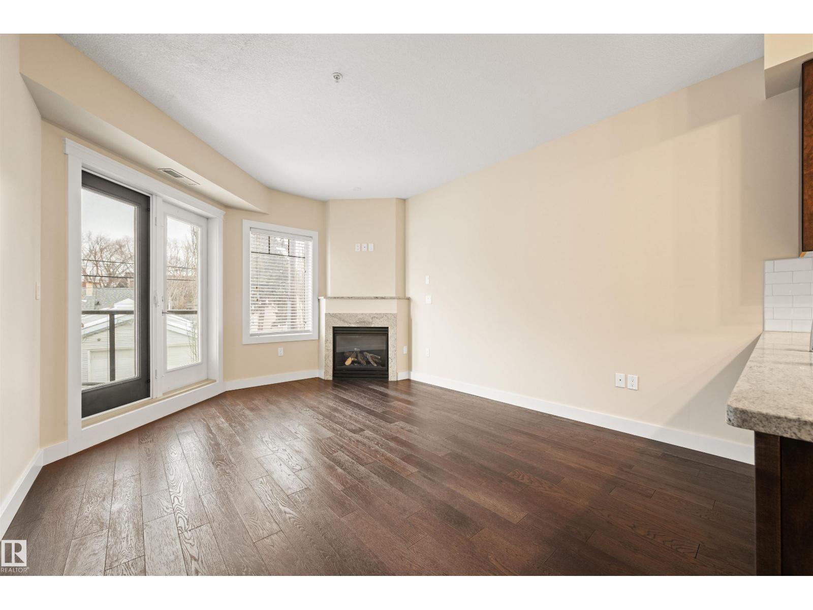 #29 11518 76 AV NW - 12