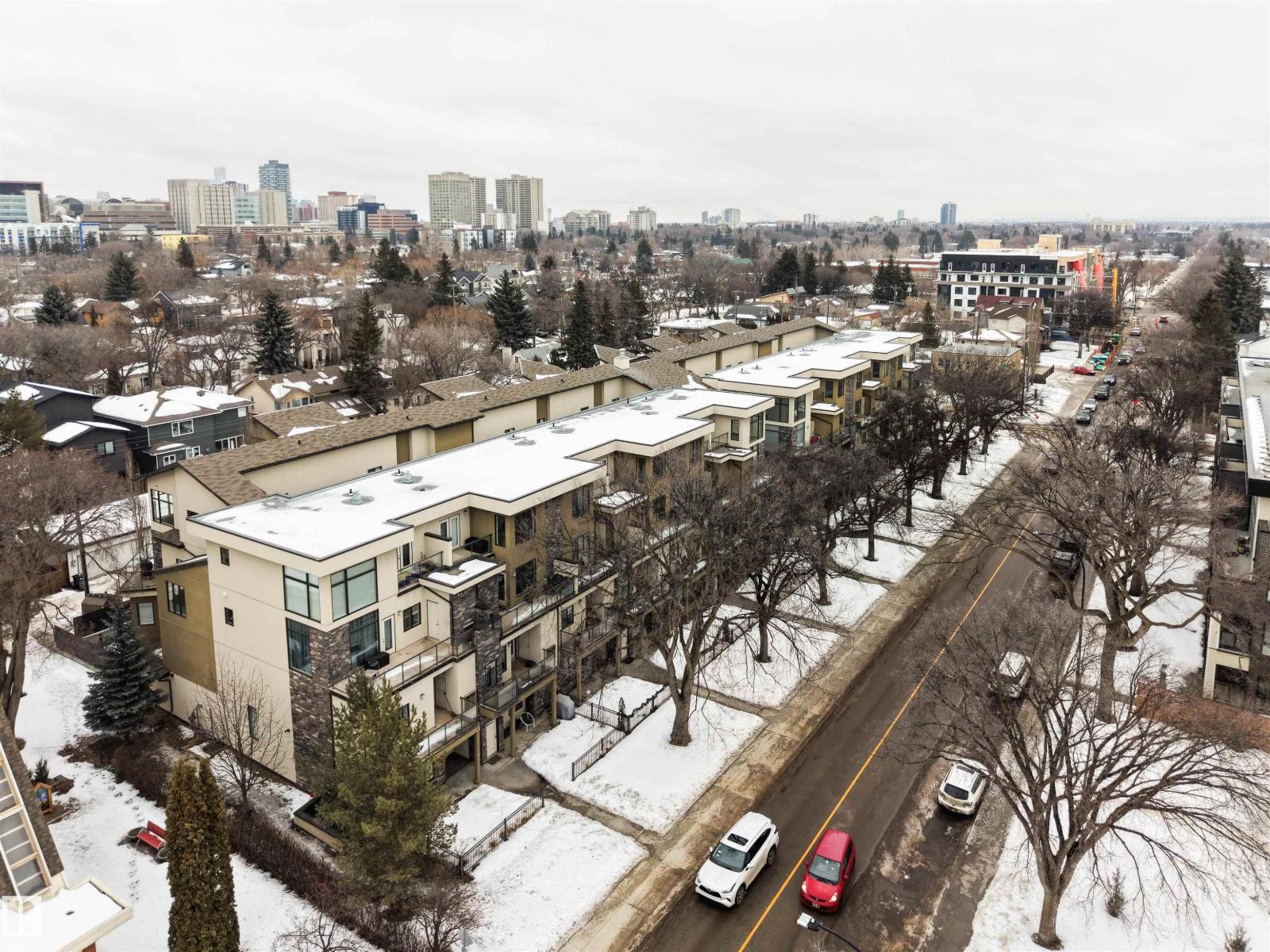 #29 11518 76 AV NW - 2