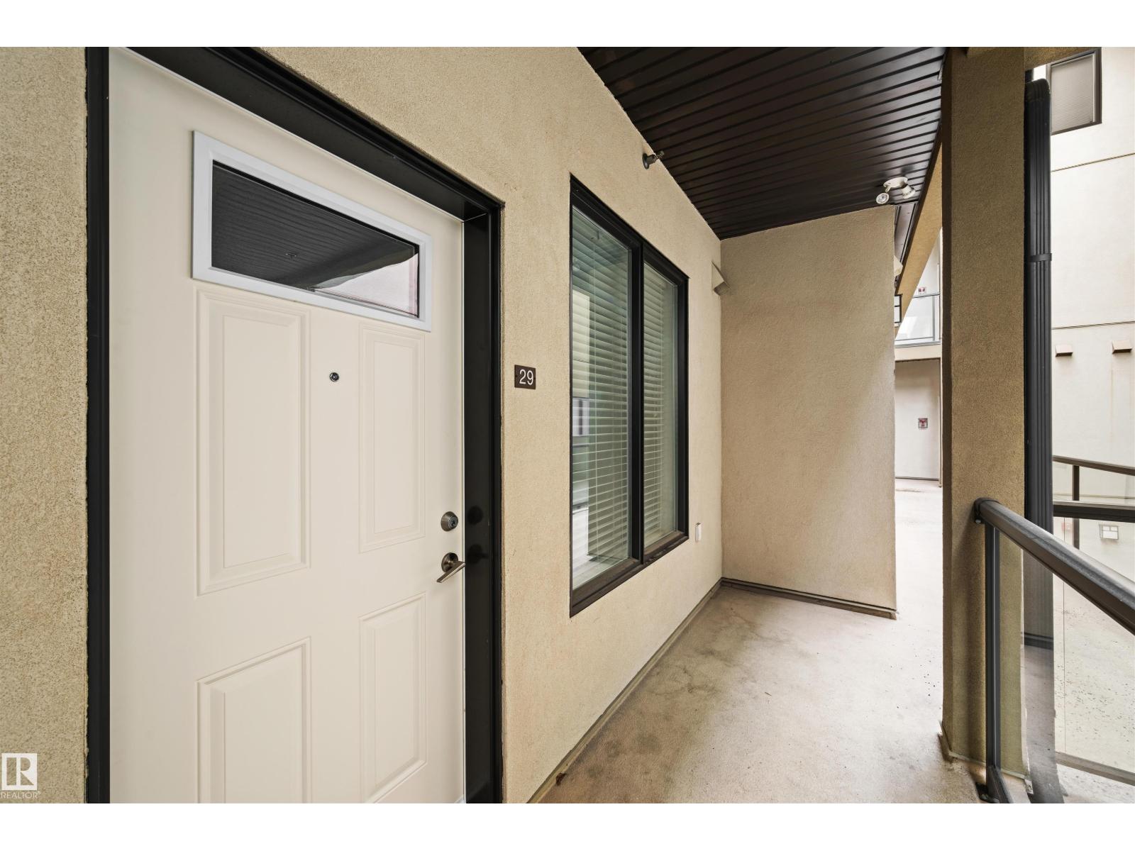 #29 11518 76 AV NW - 3