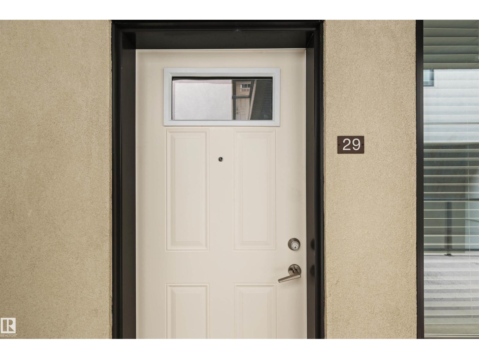 #29 11518 76 AV NW - 4