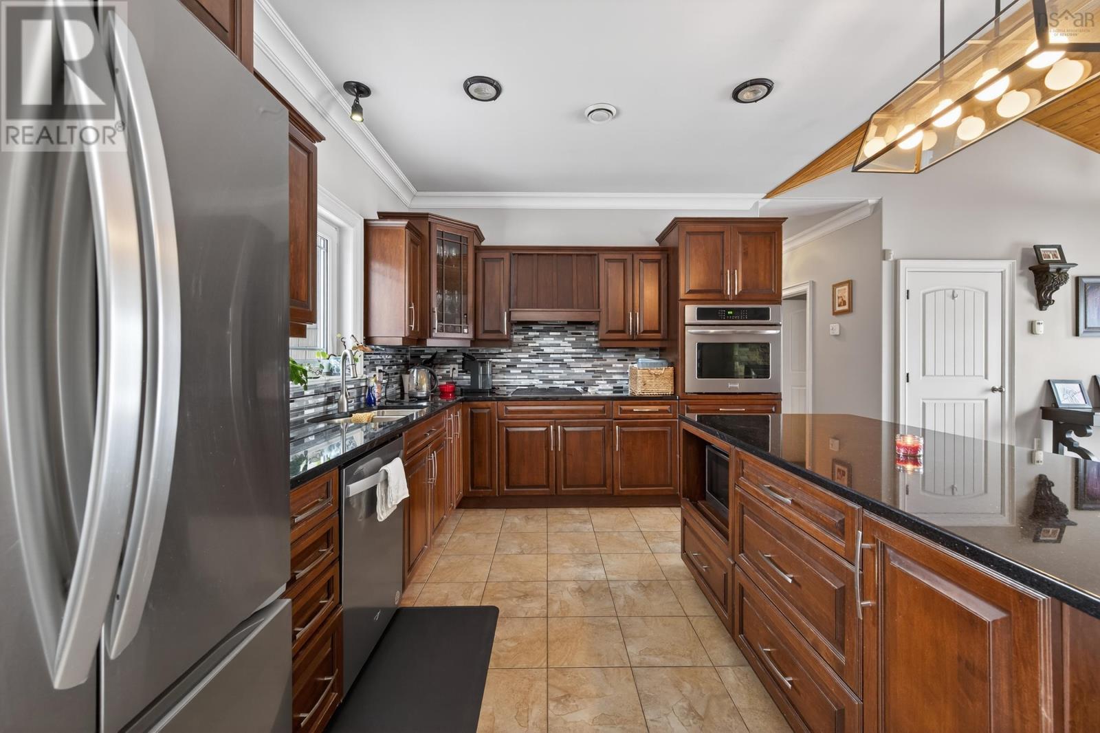 Property 15 of 45 of 127 Aspen Grove    Howie Center