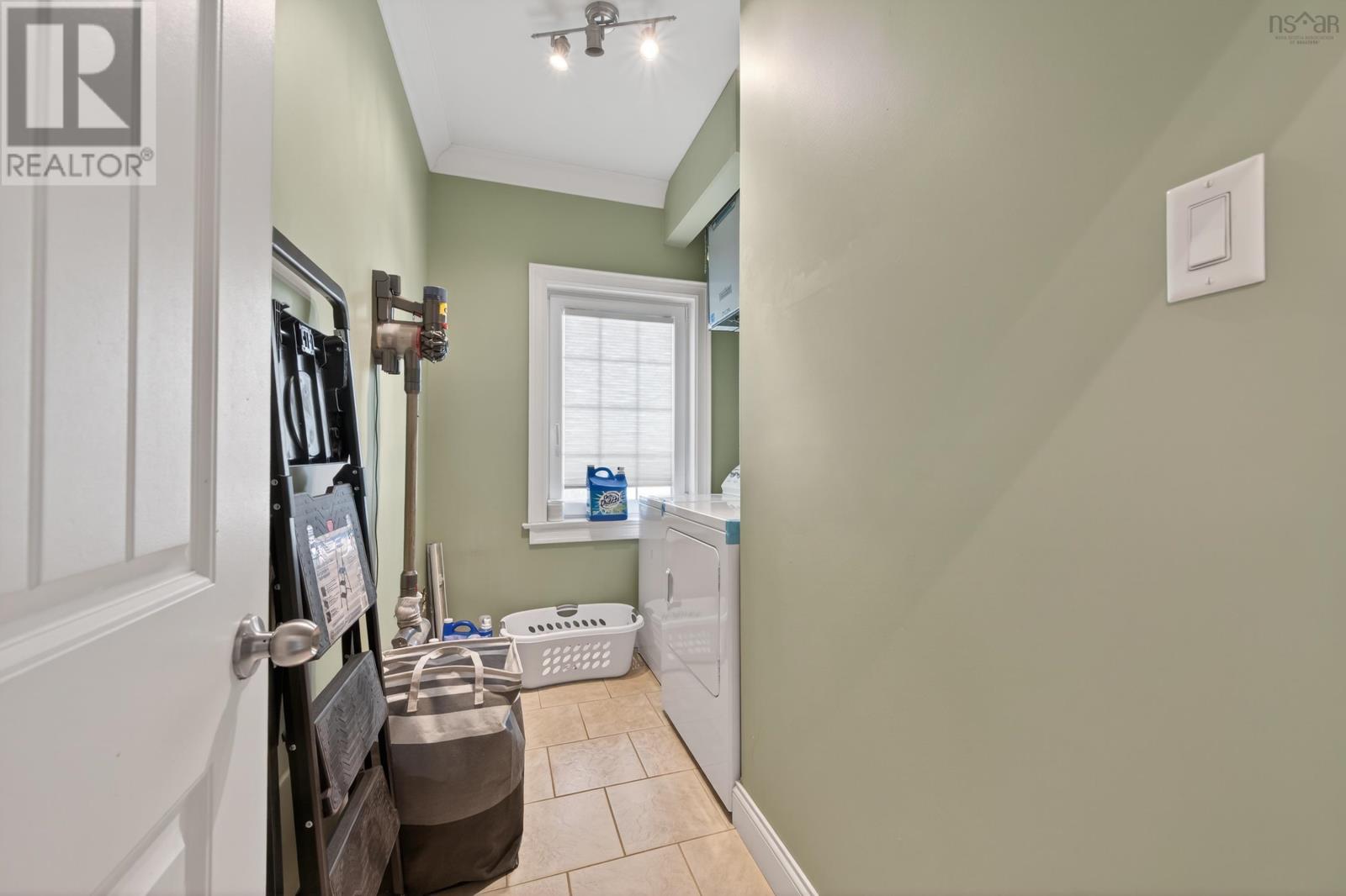 Property 33 of 45 of 127 Aspen Grove    Howie Center