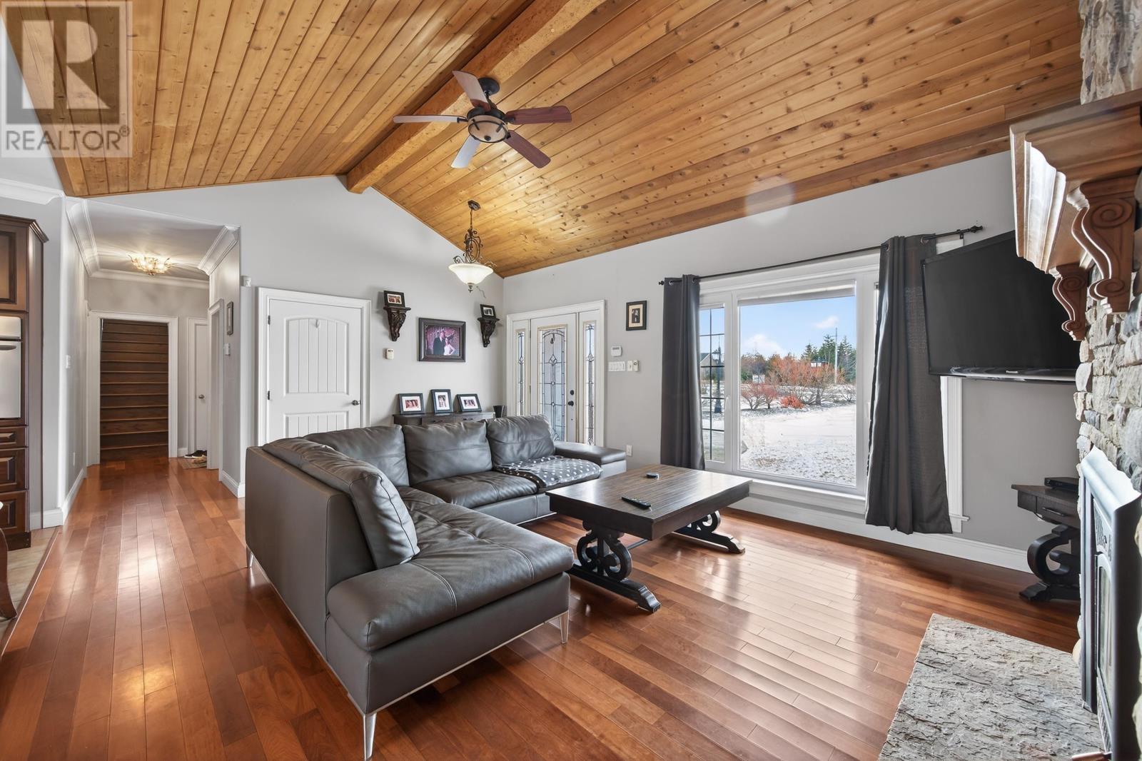 127 ASPEN GROVE HOWIE CENTER - 6
