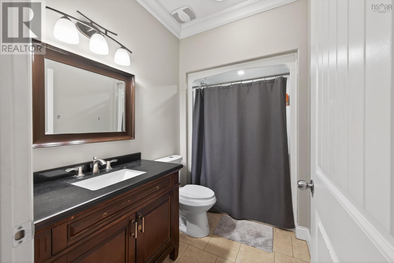 Property 30 of 45 of 127 Aspen Grove    Howie Center