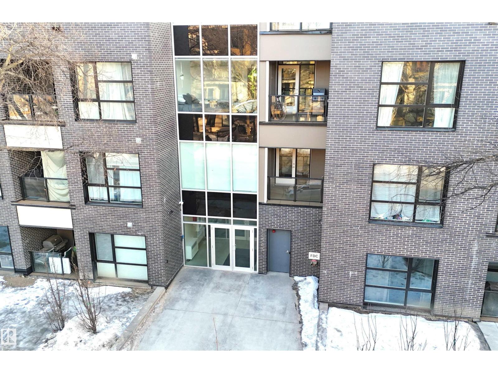 #405 11503 76 AV NW - 27