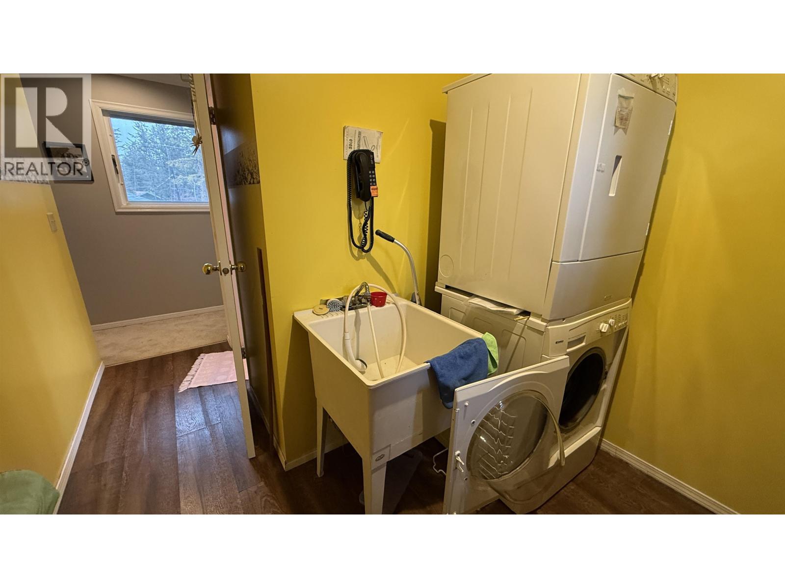 5466 DONSLEEQUA COURT - 25