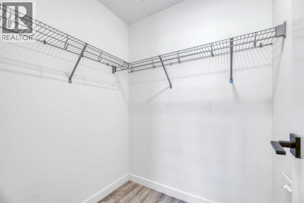 Single Family House for Sale in   University Avenue NW University District Calgary 