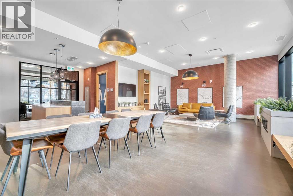 Single Family House for Sale in   University Avenue NW University District Calgary 