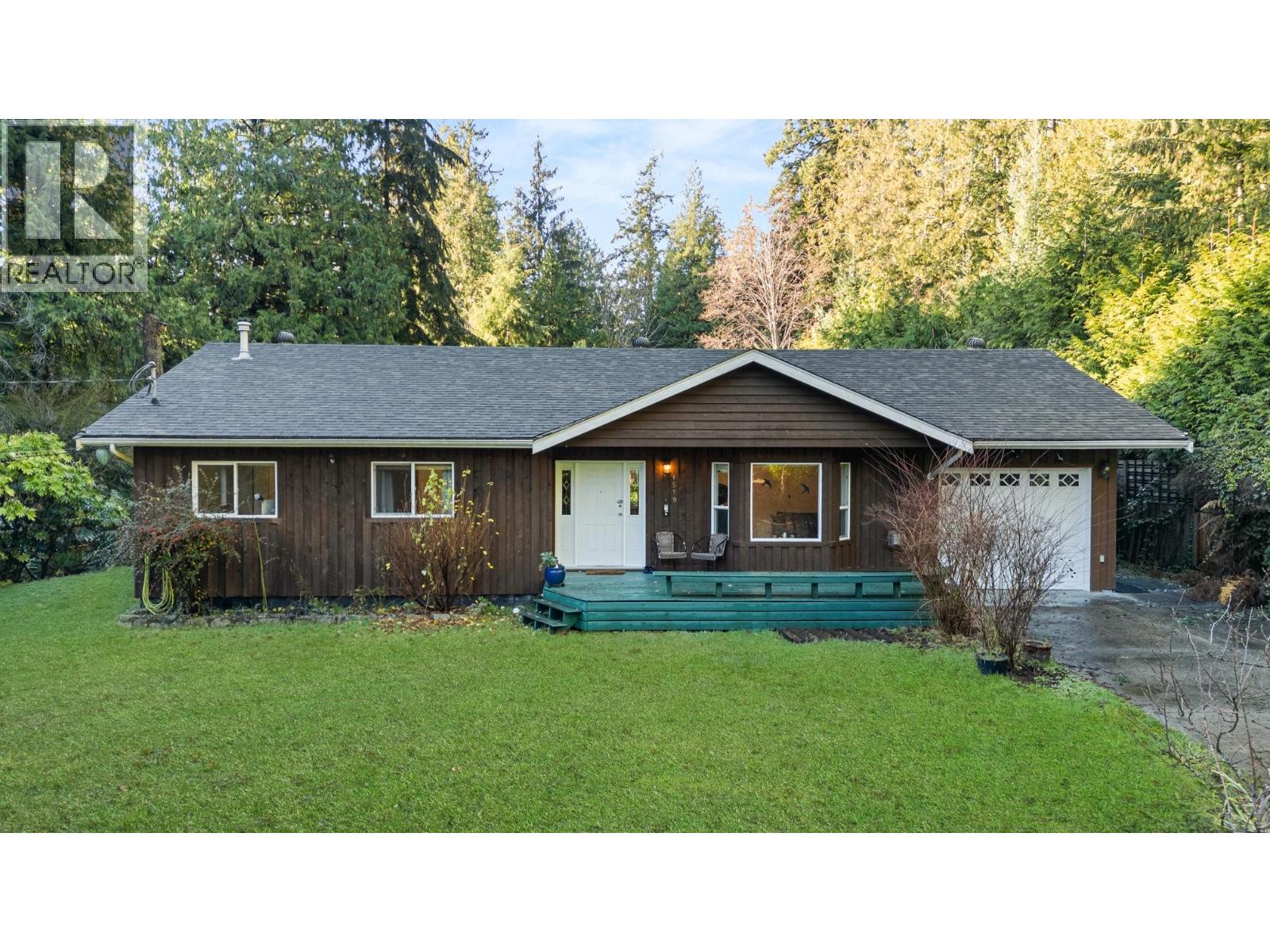 1559 PARK AVENUE, Roberts Creek