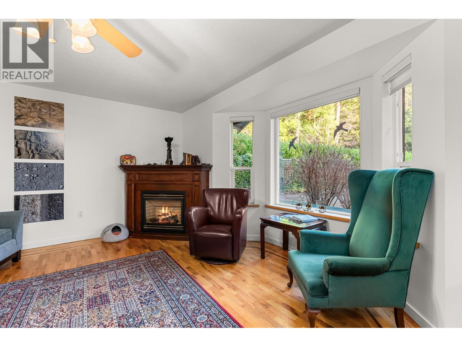 1559 PARK AVENUE, Roberts Creek