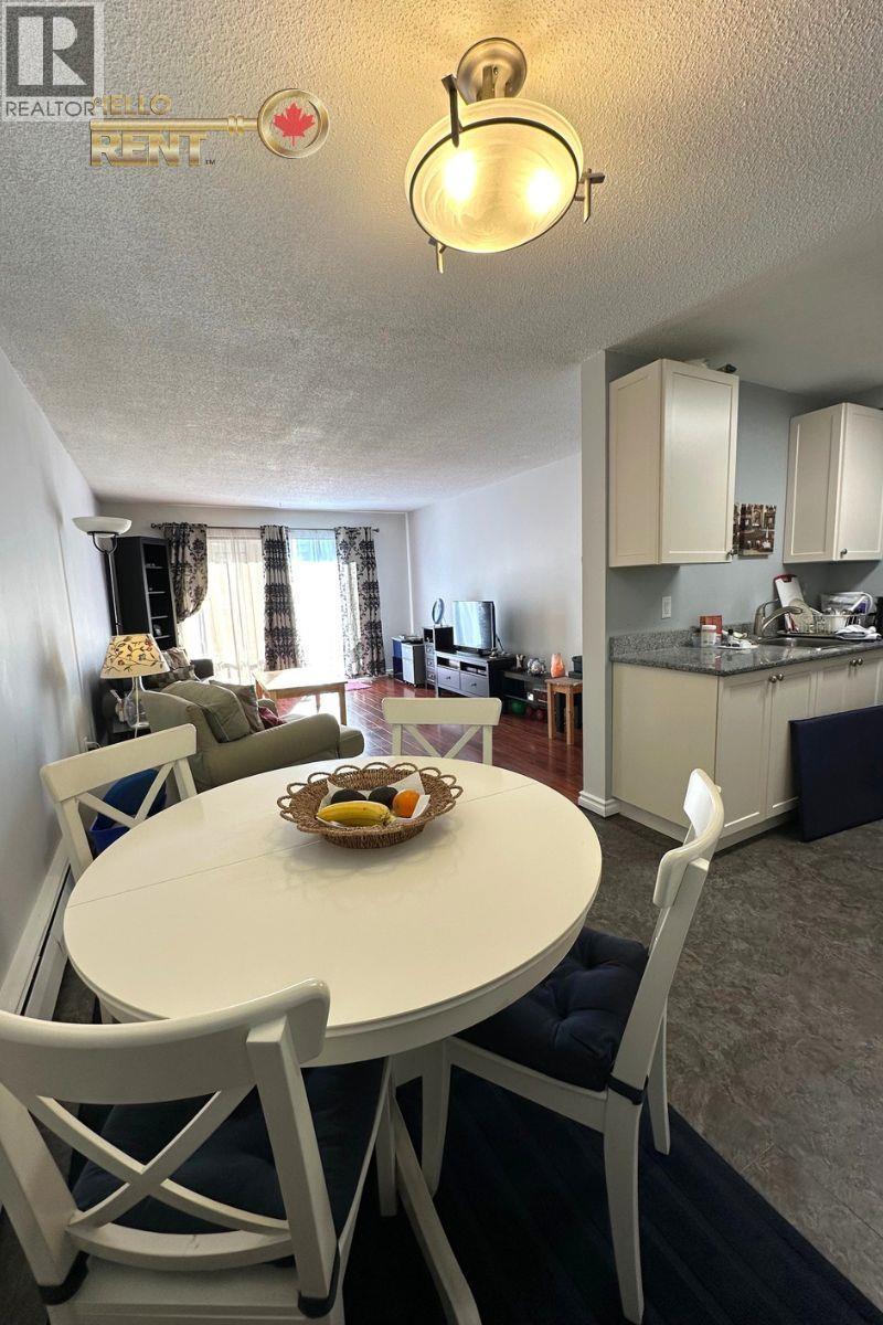 208 131 W 4TH STREET, North Vancouver