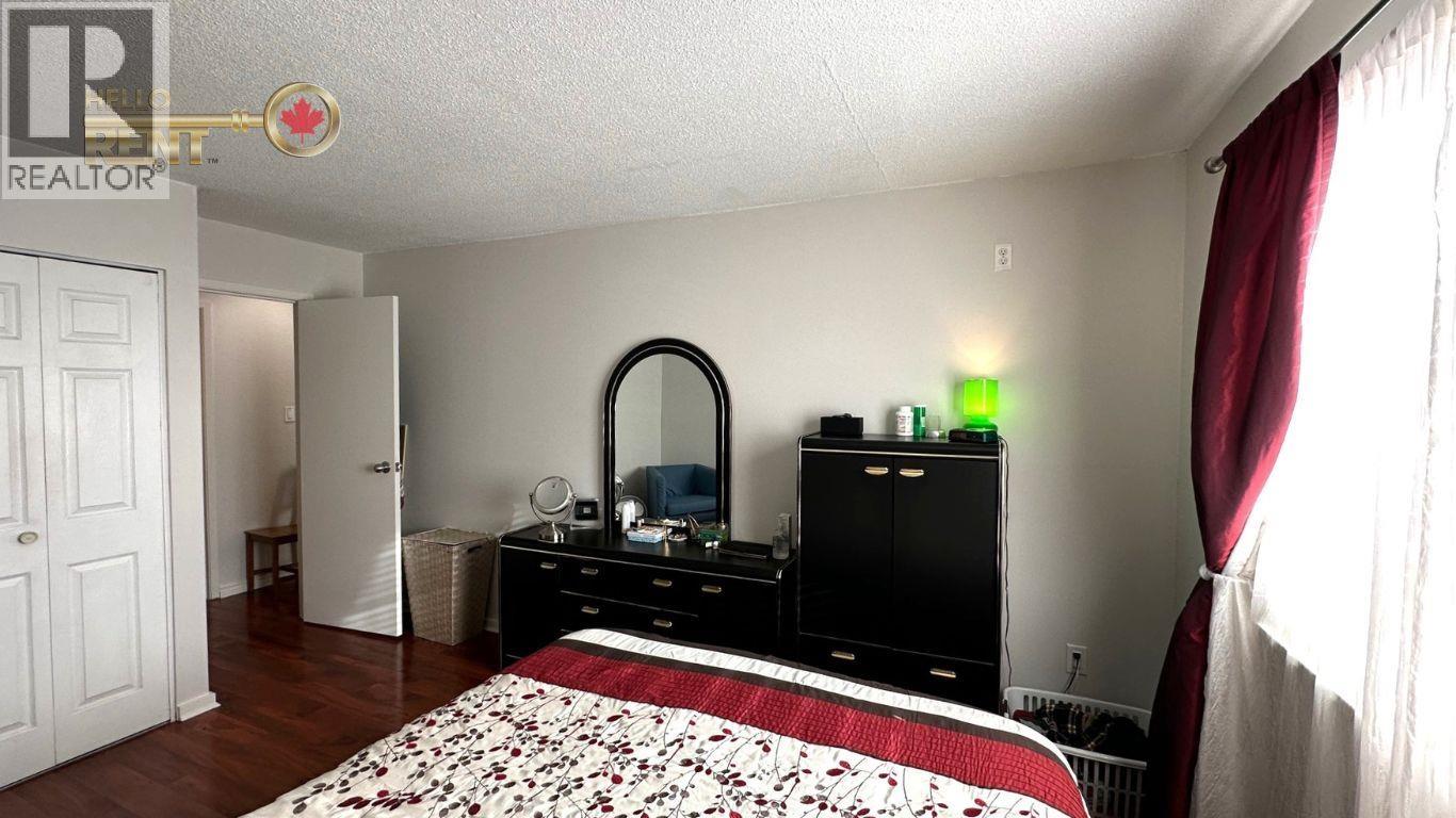 208 131 W 4TH STREET, North Vancouver