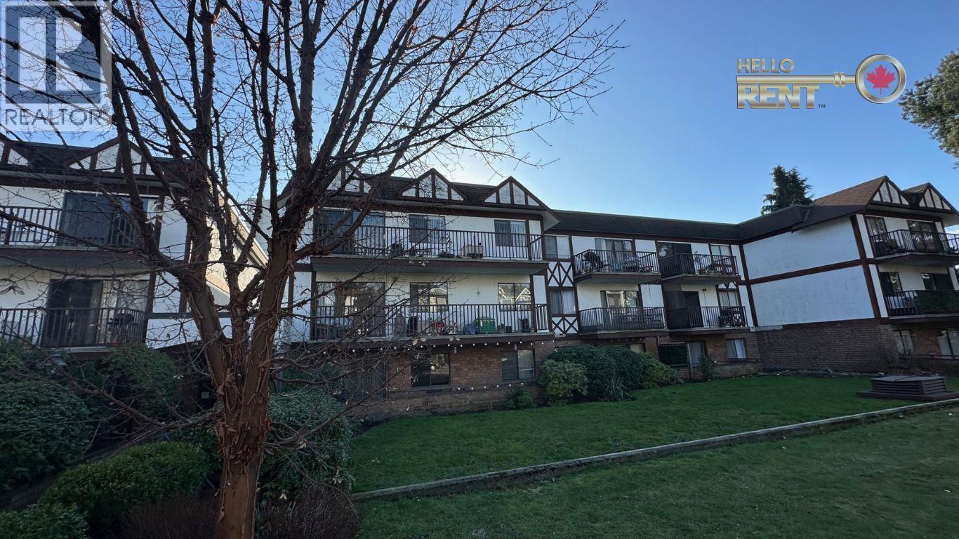 208 131 W 4TH STREET, North Vancouver