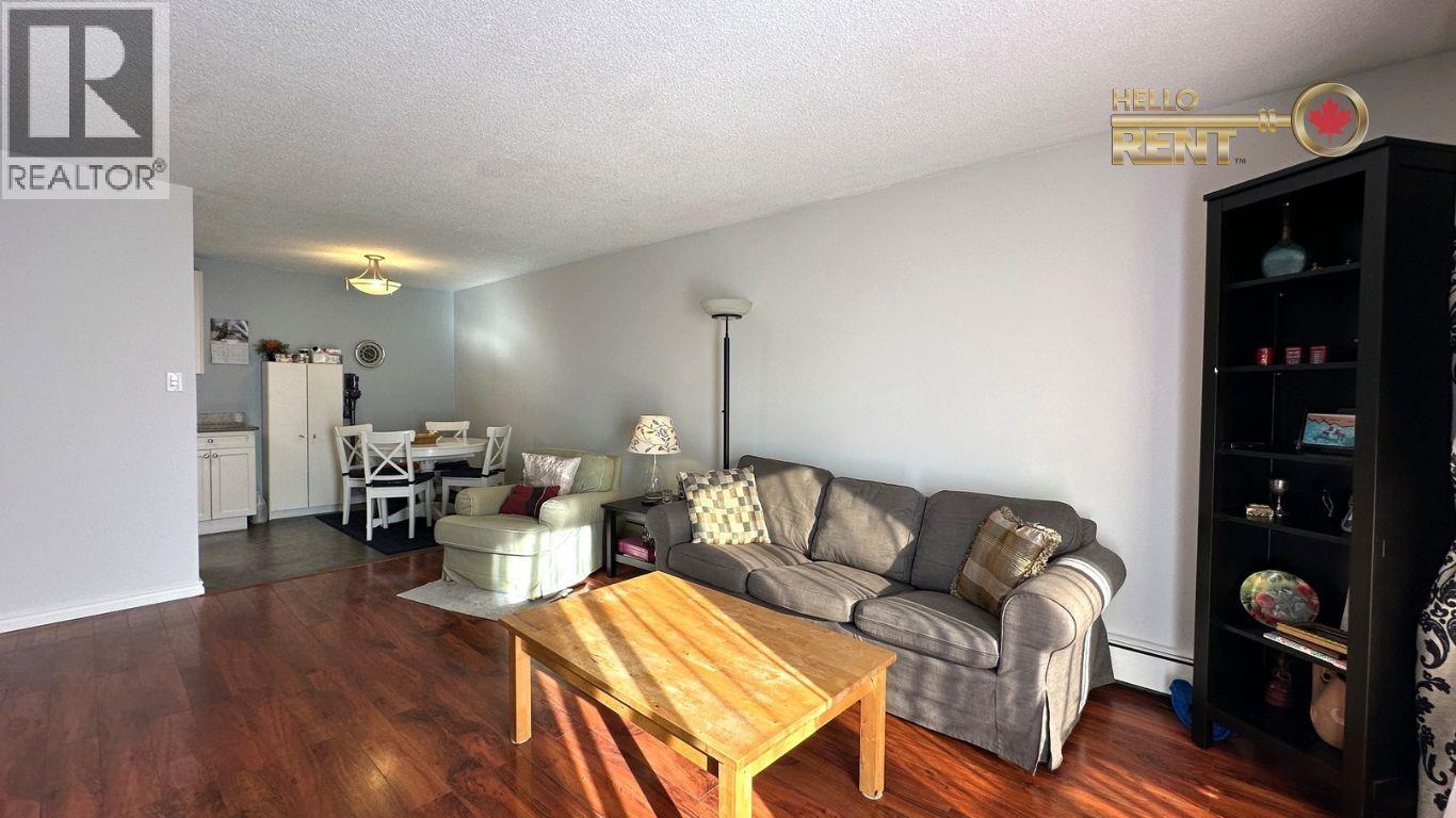 208 131 W 4TH STREET, North Vancouver