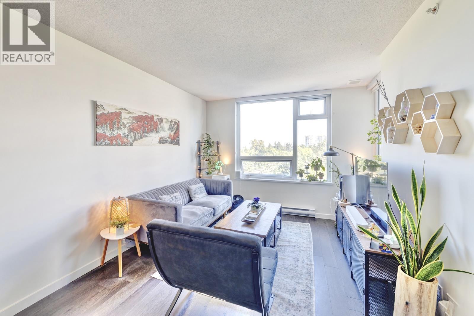 10xx 5515 BOUNDARY Road - photo 2