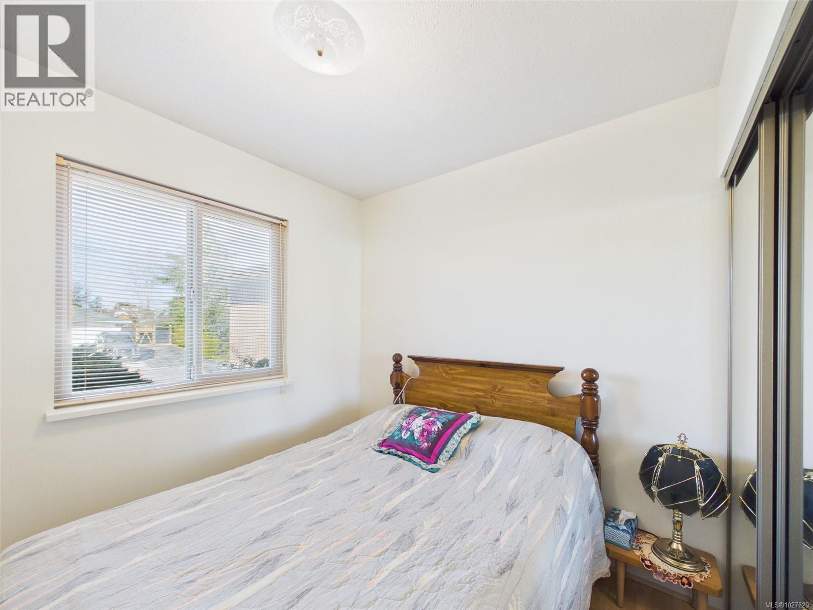 792 Daffodil Dr, Parksville