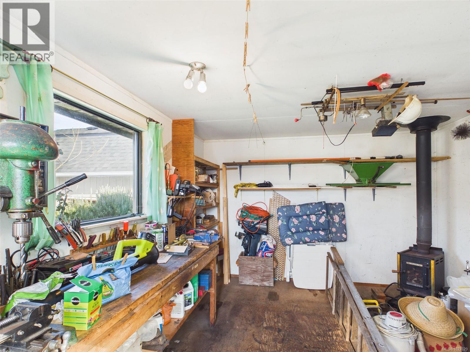 792 Daffodil Dr, Parksville