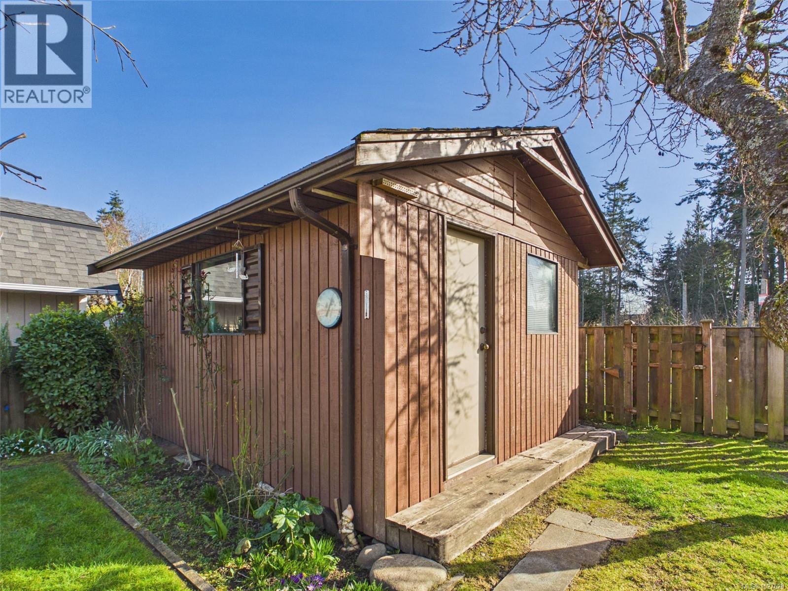 792 Daffodil Dr, Parksville