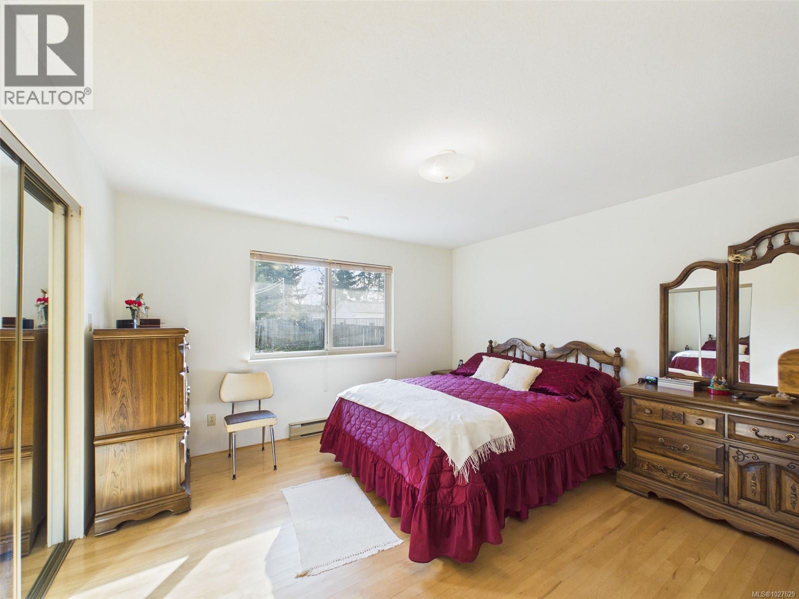 792 Daffodil Dr, Parksville