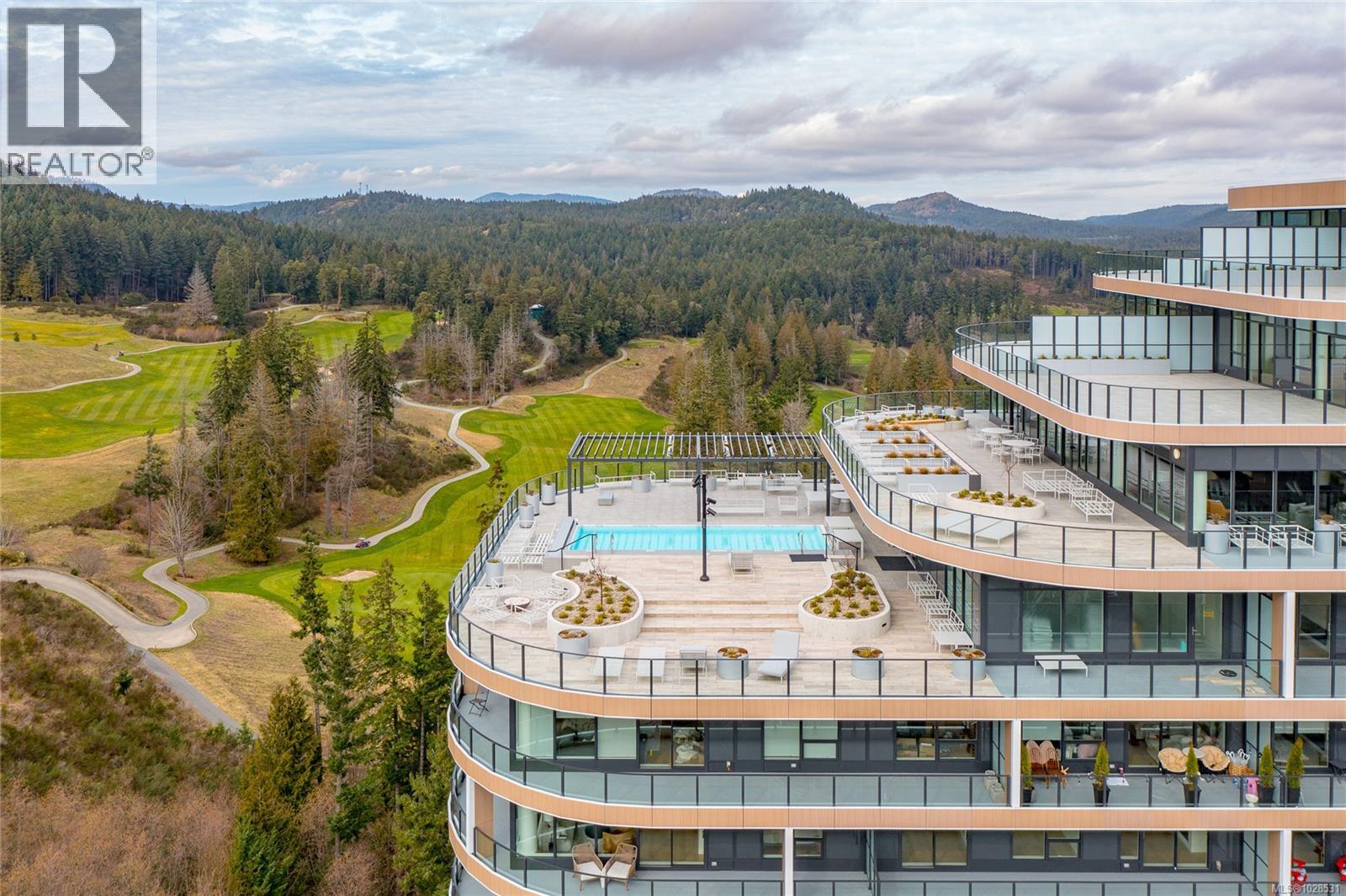 915 2000 Hannington Road, Langford