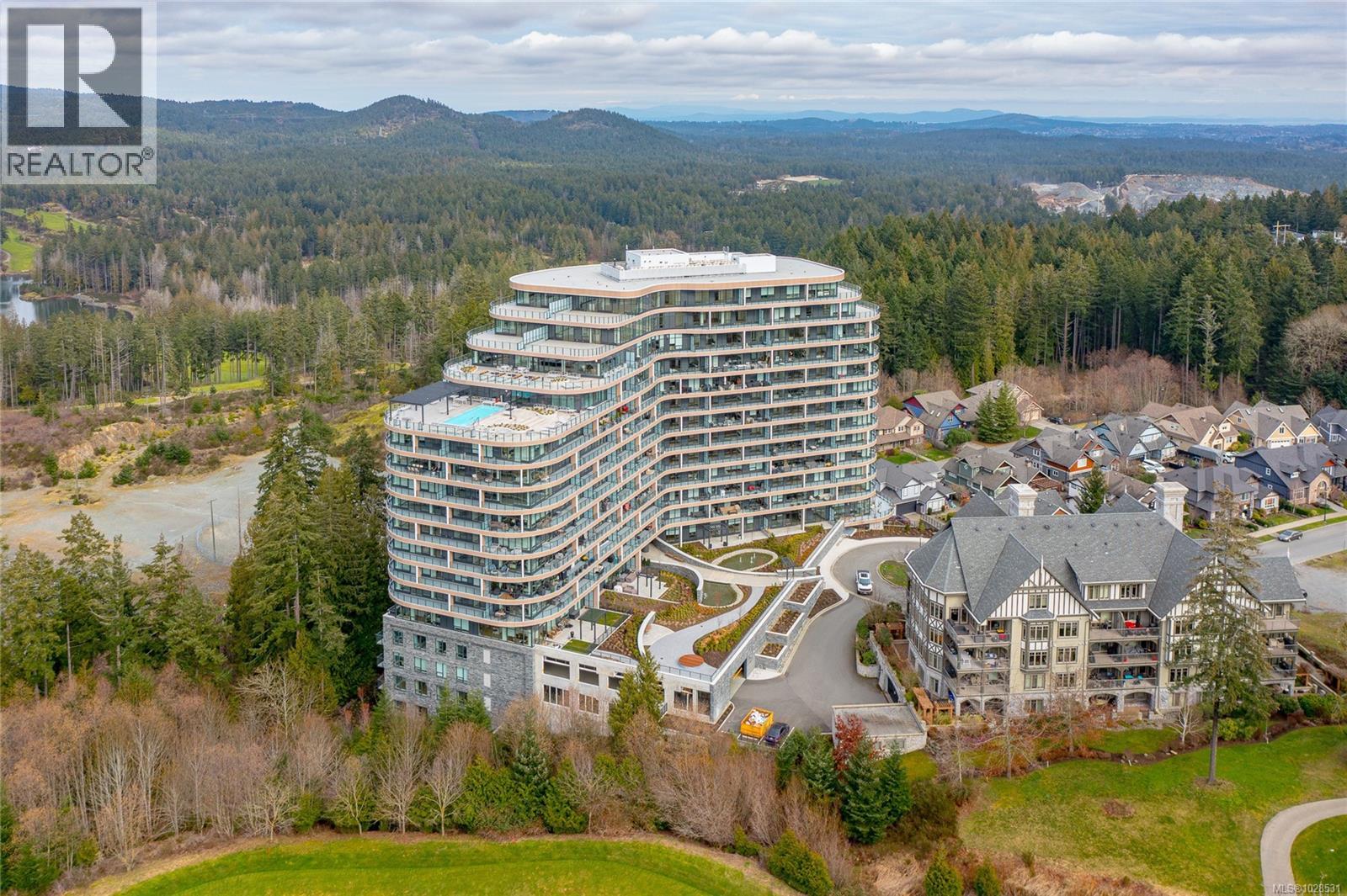 915 2000 Hannington Road, Langford