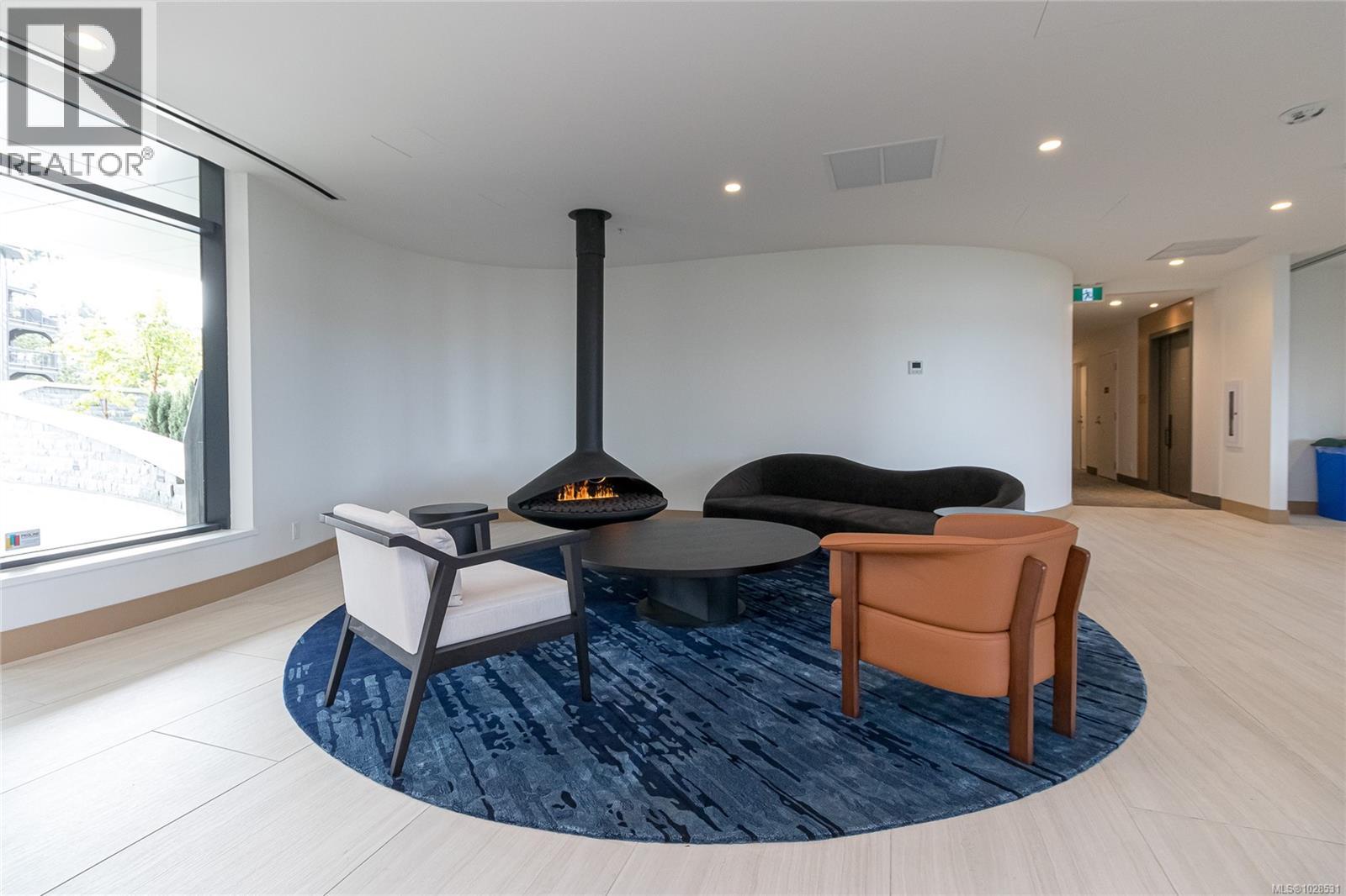 915 2000 Hannington Road, Langford