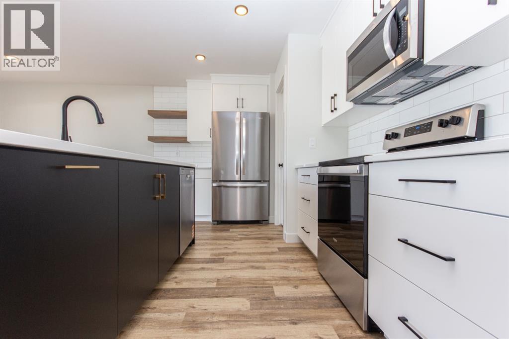 38 Lincoln Street, Sylvan Lake