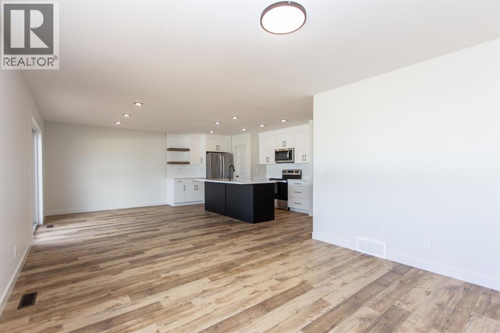 38 Lincoln Street, Sylvan Lake