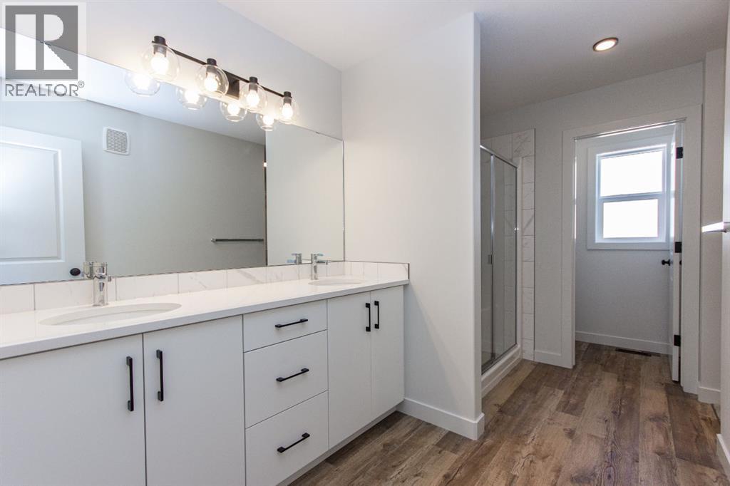 38 Lincoln Street, Sylvan Lake