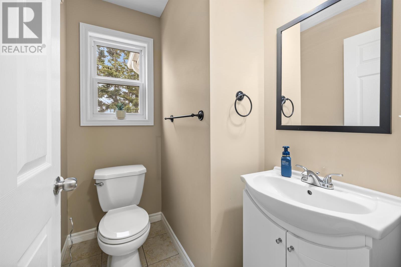 65 MacKinley Crescent - 12