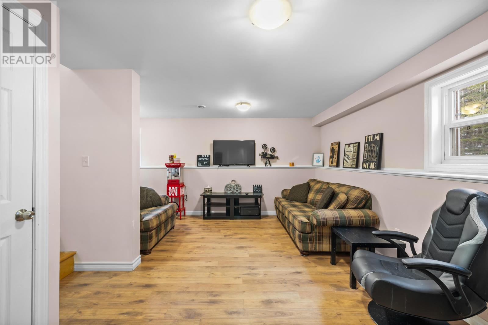 65 MacKinley Crescent - 30