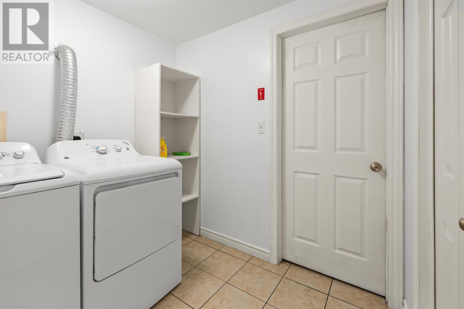 65 MacKinley Crescent - 35