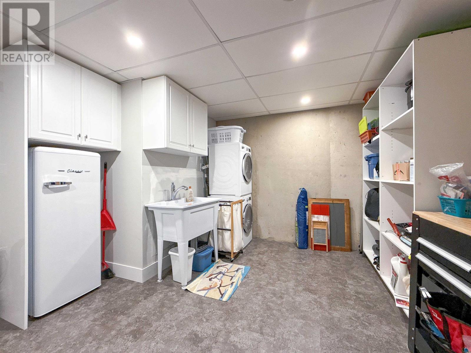 26 Allen Street - 50