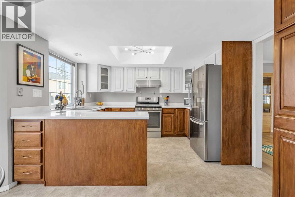 Single Family House for Sale in    Street NW Varsity Calgary 