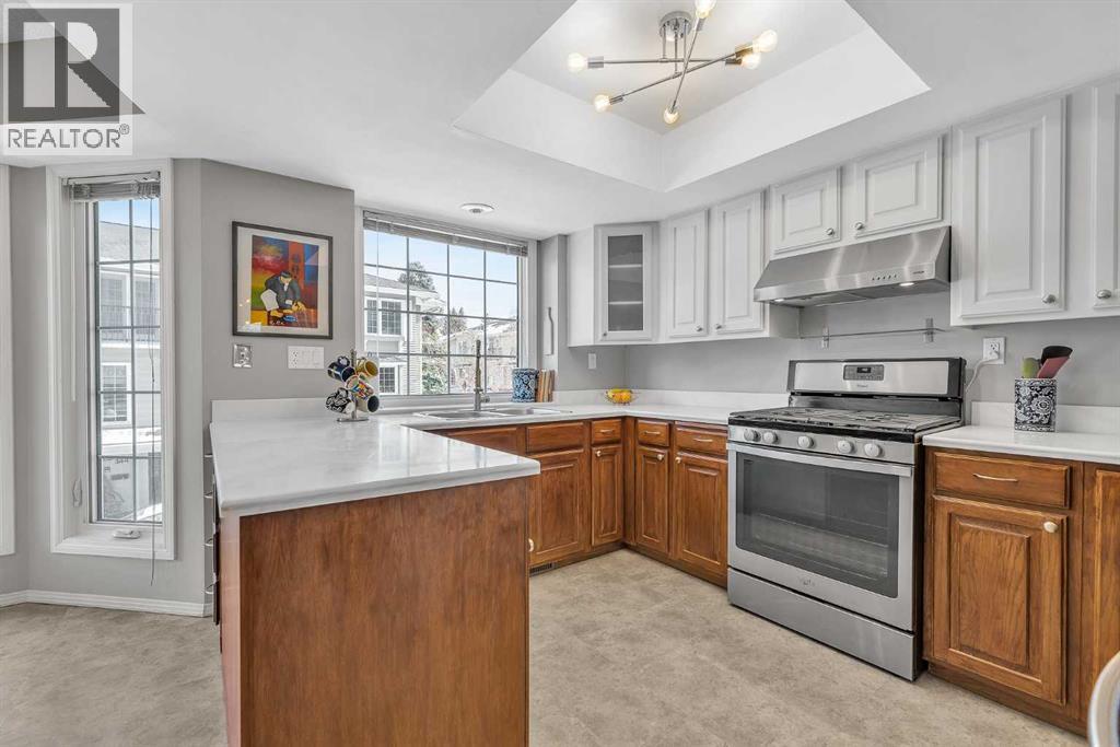 Single Family House for Sale in    Street NW Varsity Calgary 