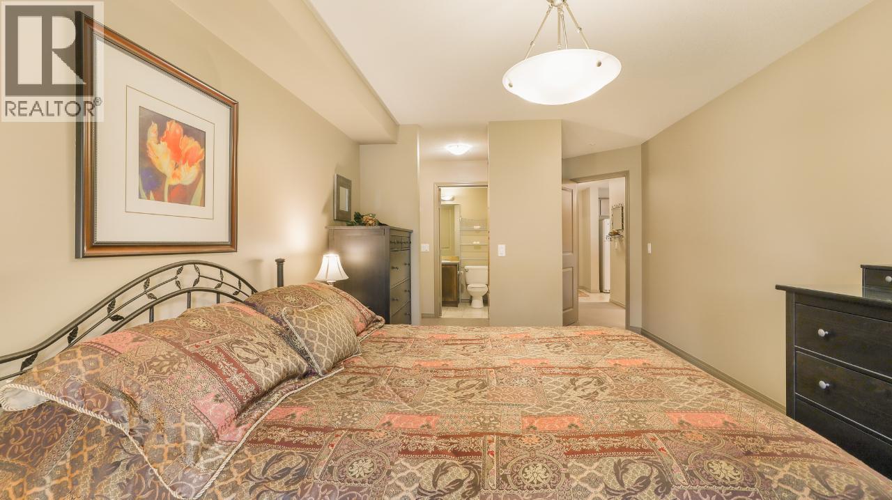 4874 STANLEY Street Unit# 107, Radium Hot Springs