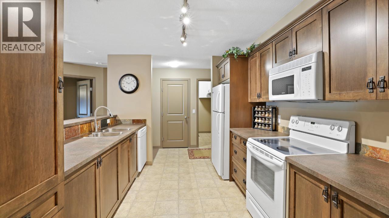 #107 4874 STANLEY Street - 5