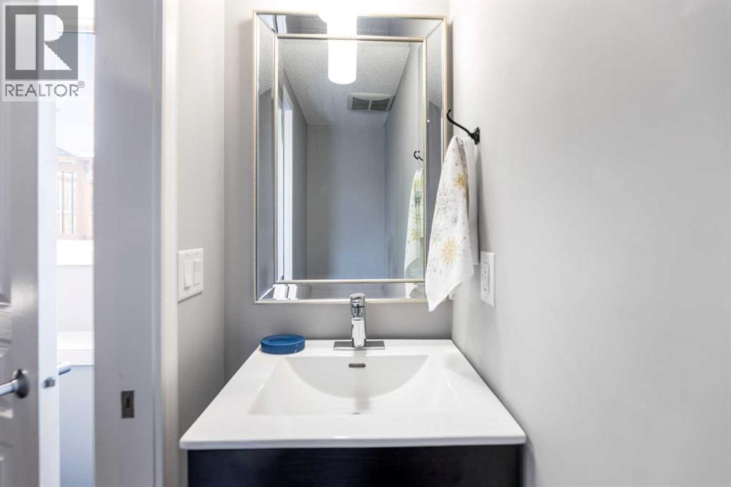 Single Family House for Sale in  New Brighton Landing SE New Brighton Calgary 