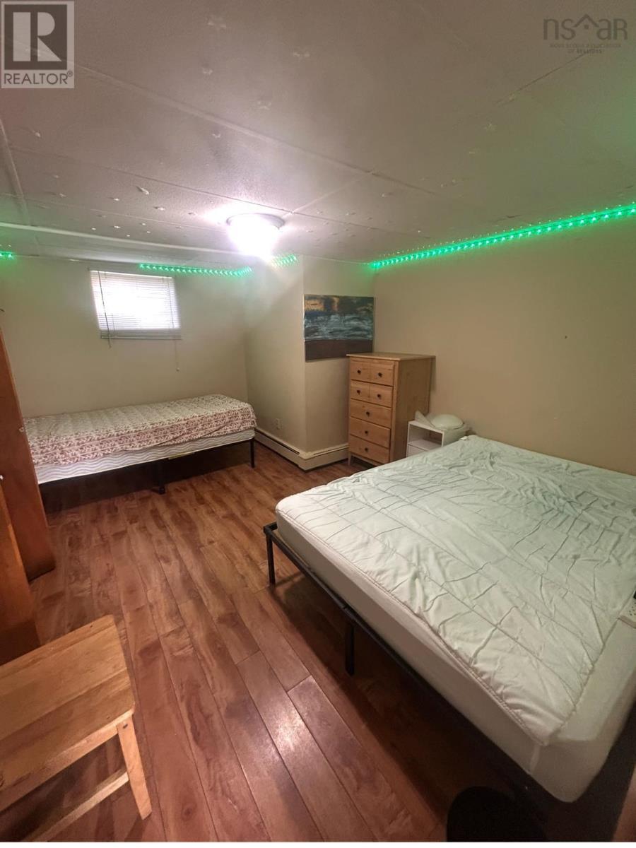 Property 9 of 17 of 200 Reserve Street