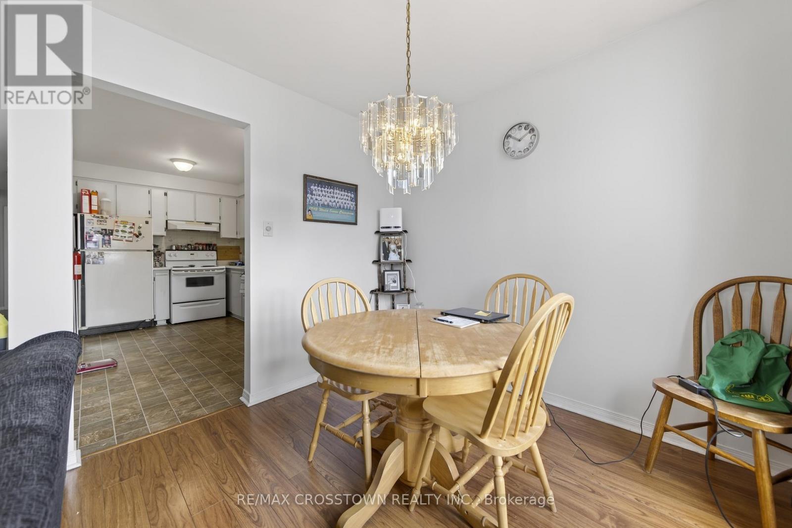 58 ALBERT STREET E - 15