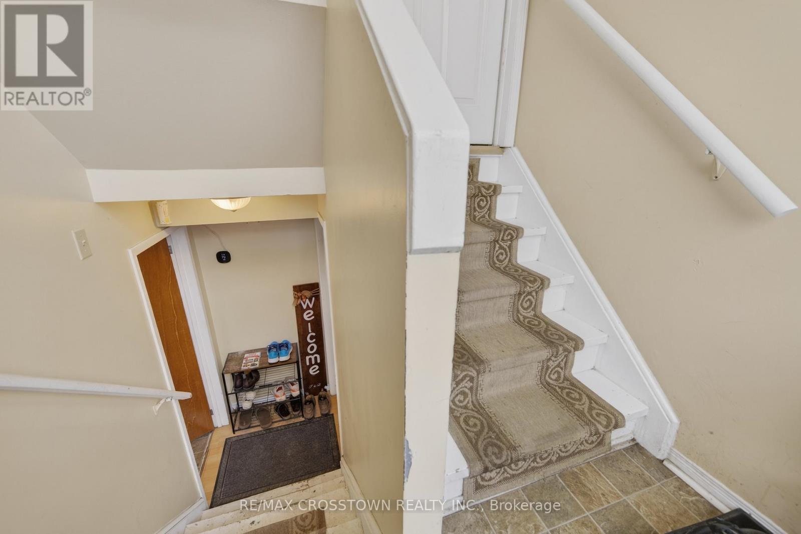 58 ALBERT STREET E - 31
