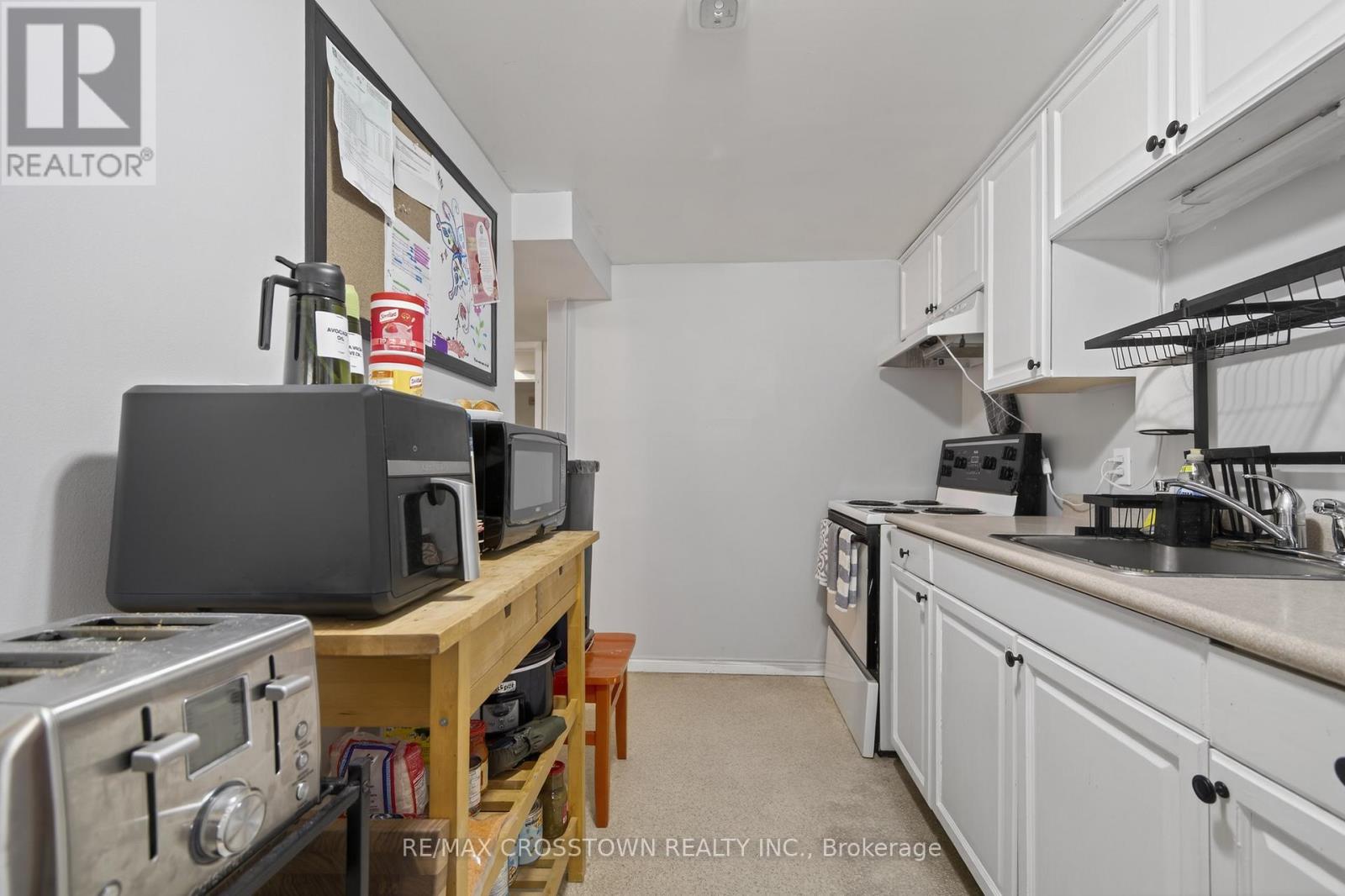 58 ALBERT STREET E - 38