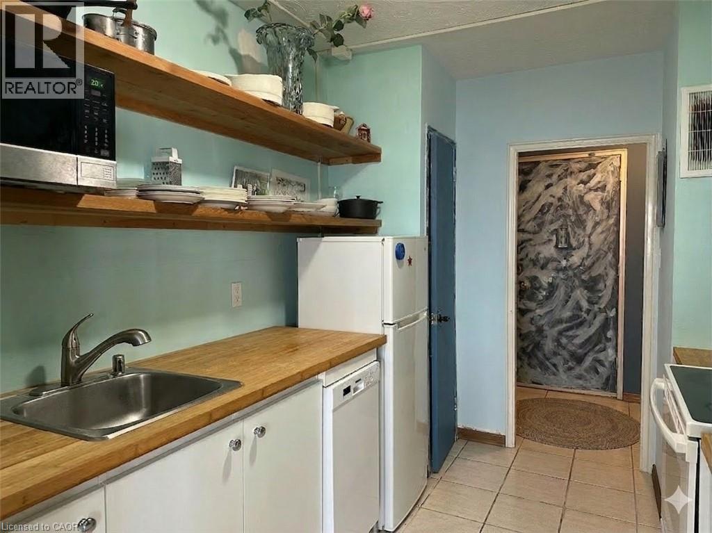 45 WESTMOUNT Road N Unit# 703, Waterloo, Ontario, N2L2R3 — Photo 22