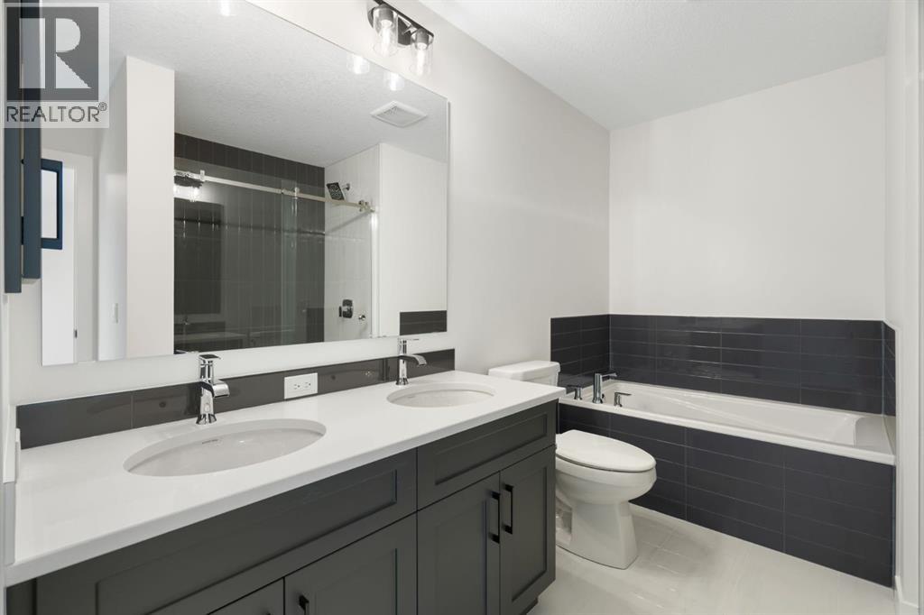 136 Southbow Village Way, Cochrane