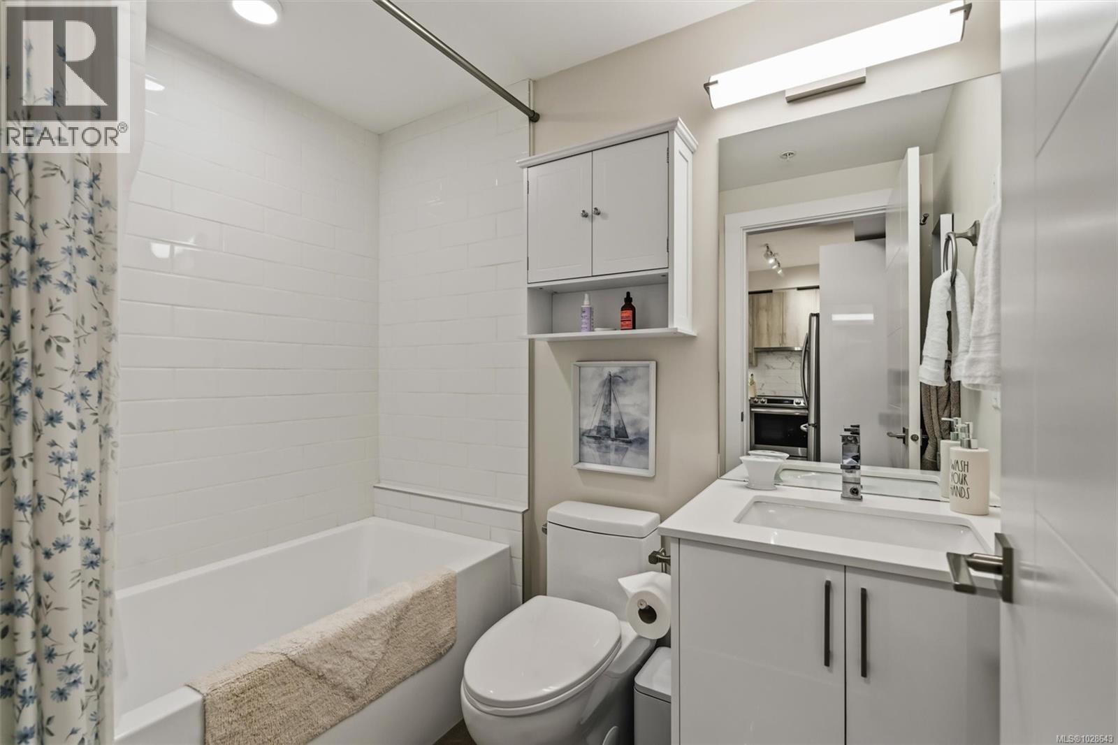 #205 1450 GLENTANA RD - 22